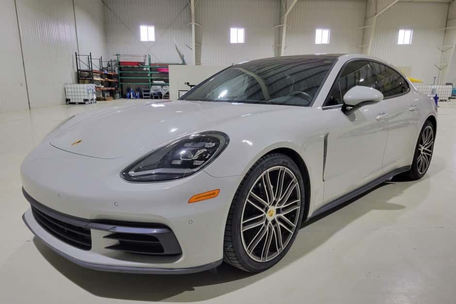 2018 Porsche Panamera sold for $34,750