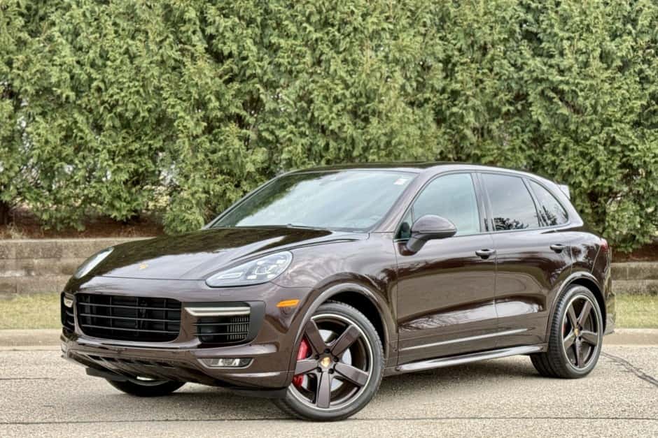 2016 Porsche 958 Cayenne (2011-2018) sold for $37,250