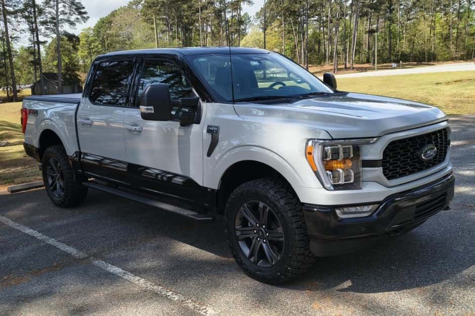 2023 Ford F-150 (2021+) sold for $57,500