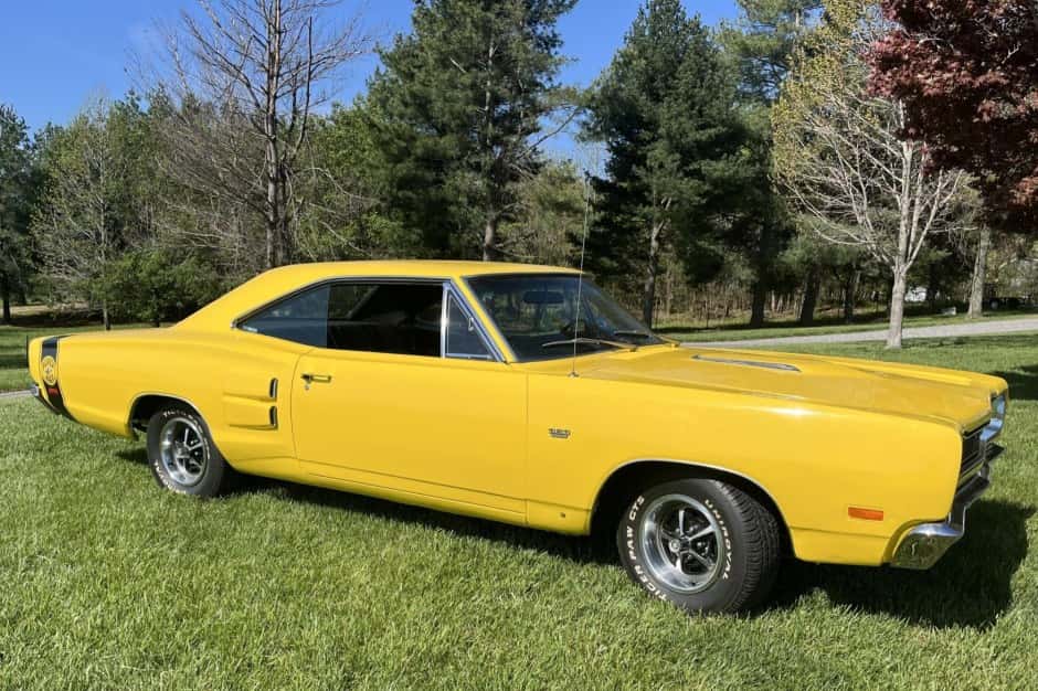 1969 Dodge Super Bee sold for $47,351