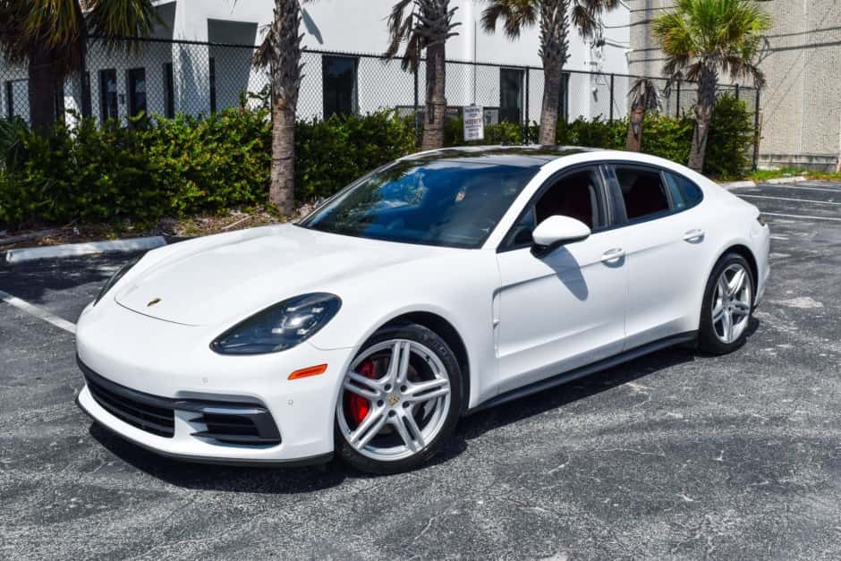 2018 Porsche Panamera sold for $27,000