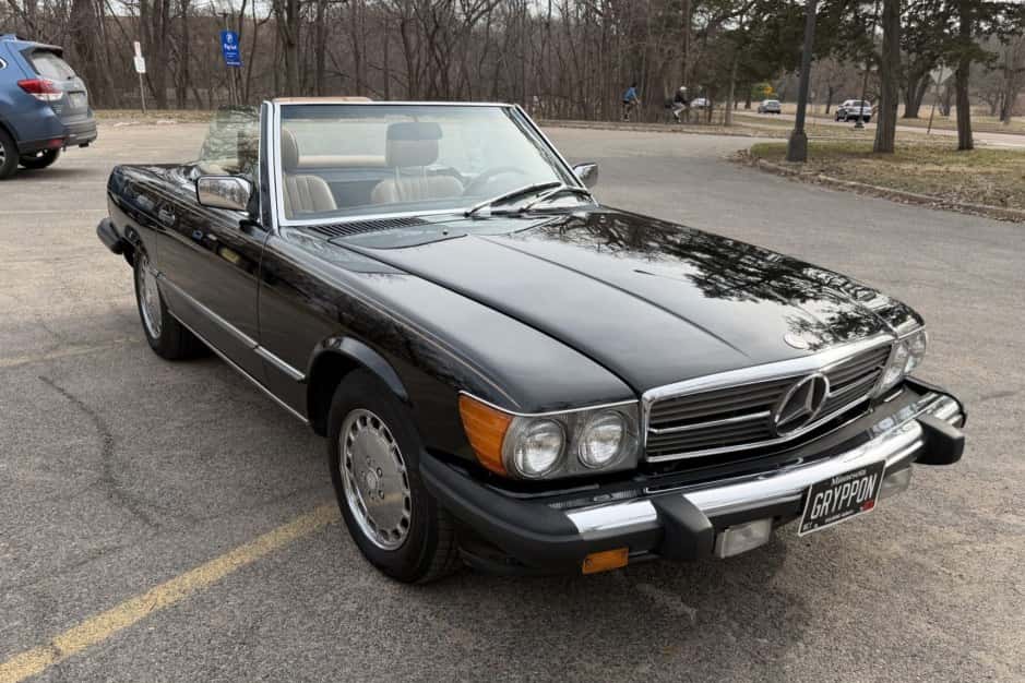 1987 Mercedes-Benz R107 SL sold for $28,000