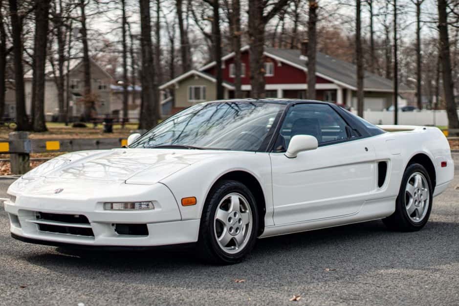 1992 Acura NSX NA1 sold for $157,000