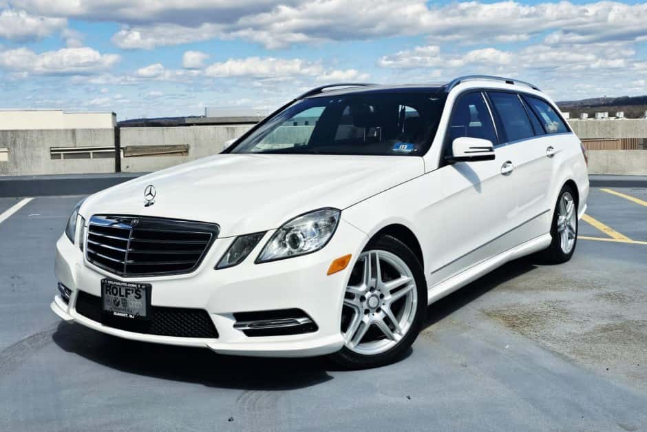 2013 Mercedes-Benz W212 E-Class sold for $15,000