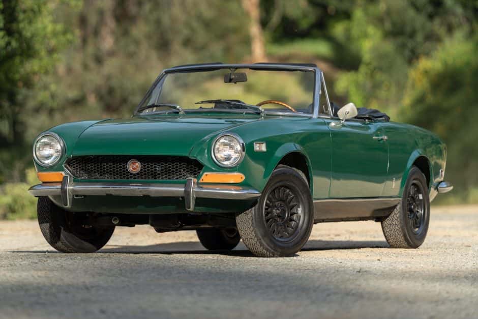 1972 Fiat 124 Spider (1966-1985) sold for $5,400