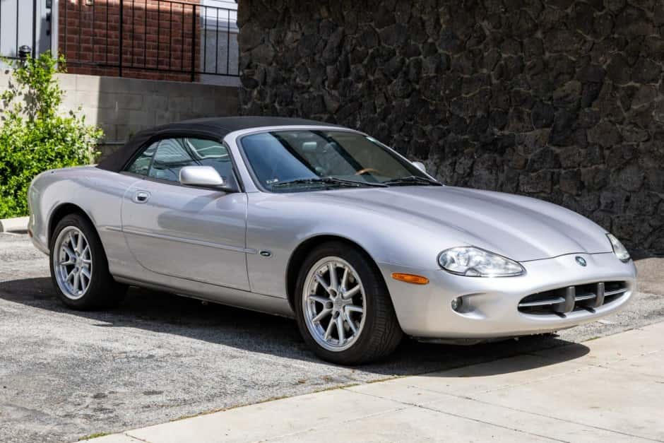 2000 Jaguar XK8 sold for $8,200