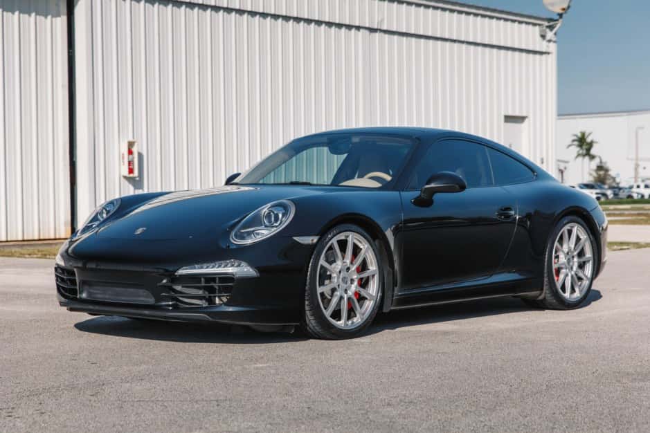 2012 Porsche 991 911 Carrera S sold for $76,150