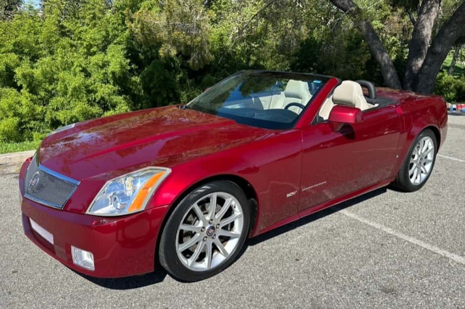 2006 Cadillac XLR sold for $33,333