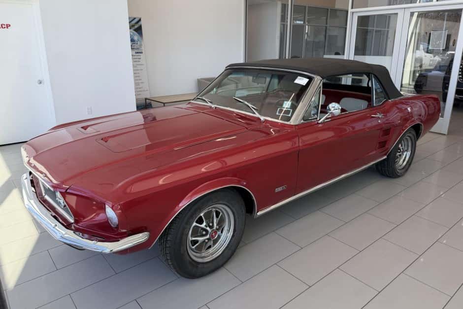 1967 Ford Mustang 1967-1968 sold for $27,000
