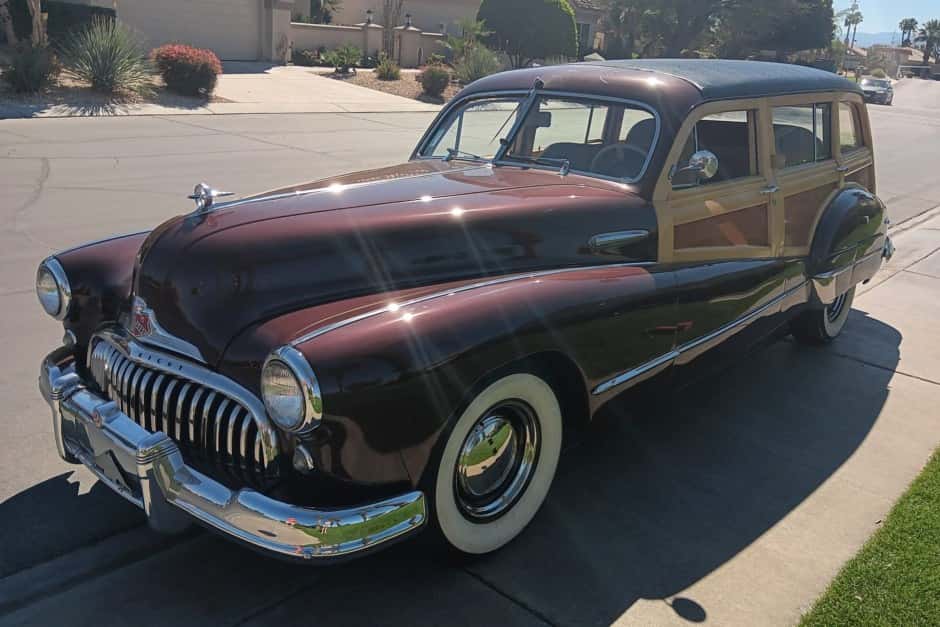 1947 Buick Roadmaster sold for $31,000