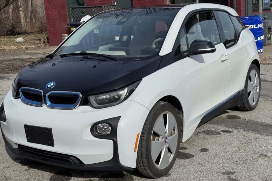 2015 BMW i3 sold for $6,400