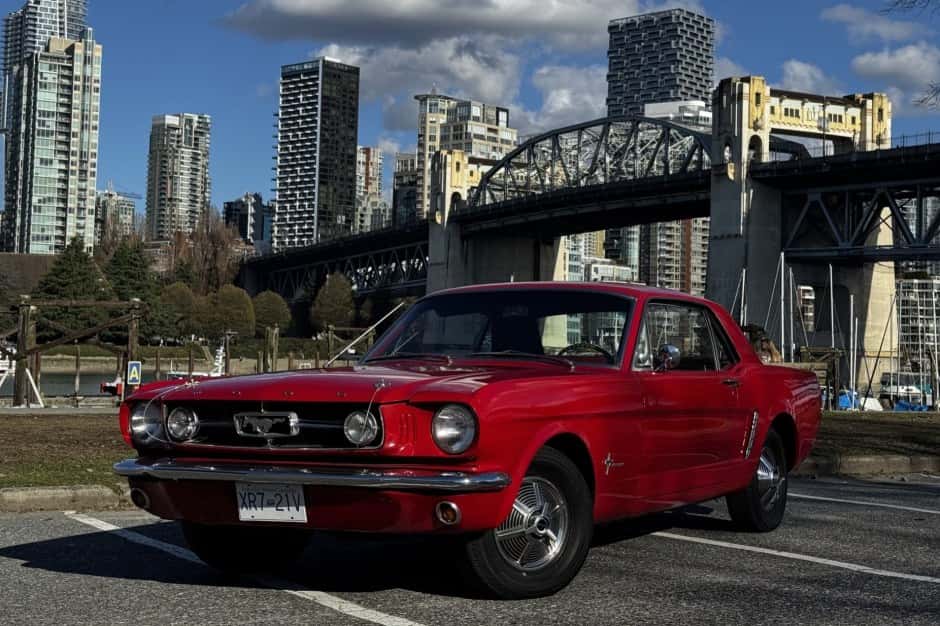 1965 Ford Mustang 1964.5-1966 sold for $8,500