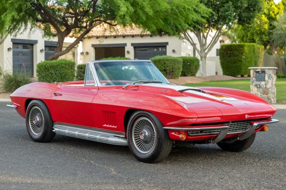 1967 Chevrolet Corvette C2 (1967) sold for $99,000