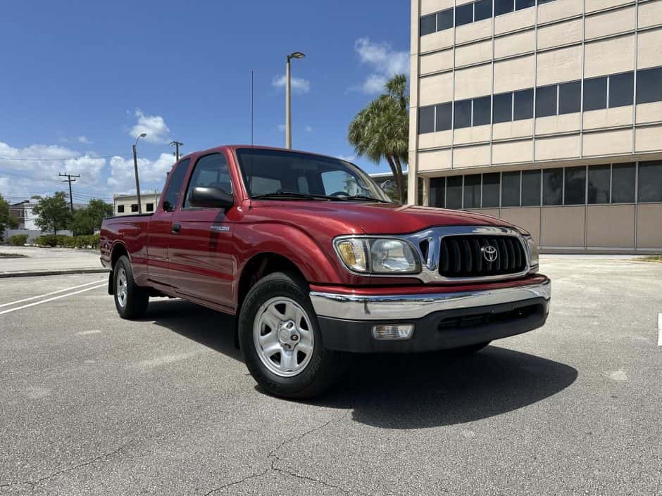 2002 Toyota Tacoma (N1X0 1995-2005) sold for $13,500