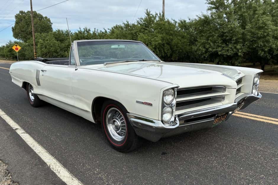 1966 Pontiac Catalina sold for $24,000