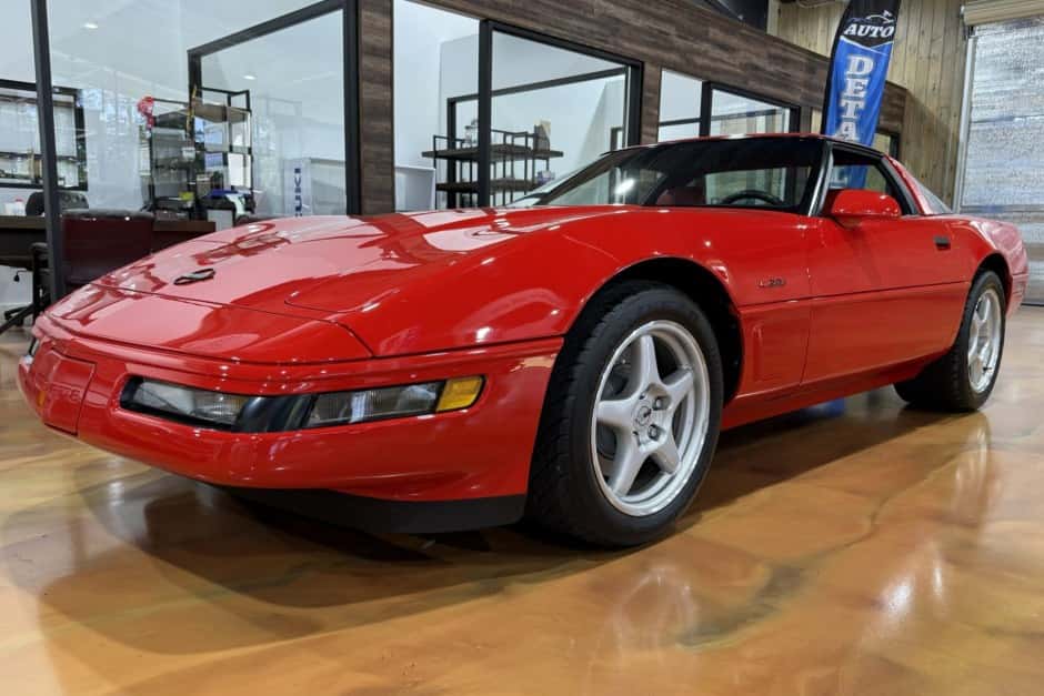 1995 Chevrolet Corvette C4 ZR-1 sold for $60,000