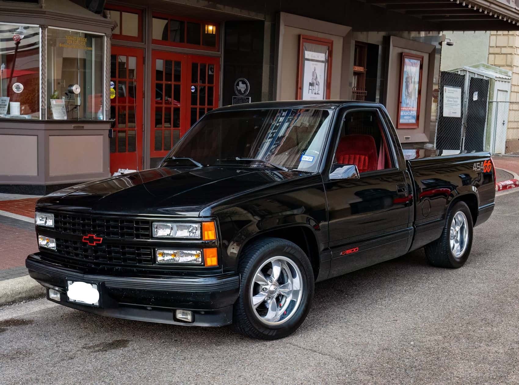 1992 Chevrolet Silverado 454 SS sold for $34,755