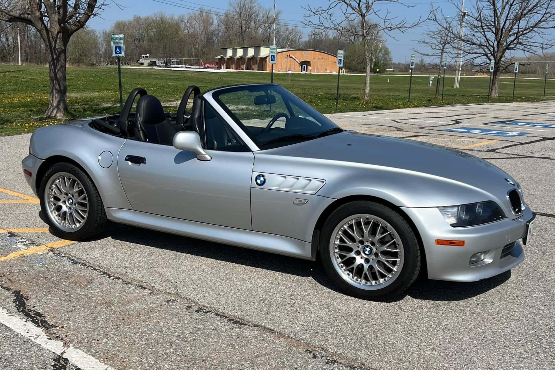 2001 BMW Z3 sold for $11,500