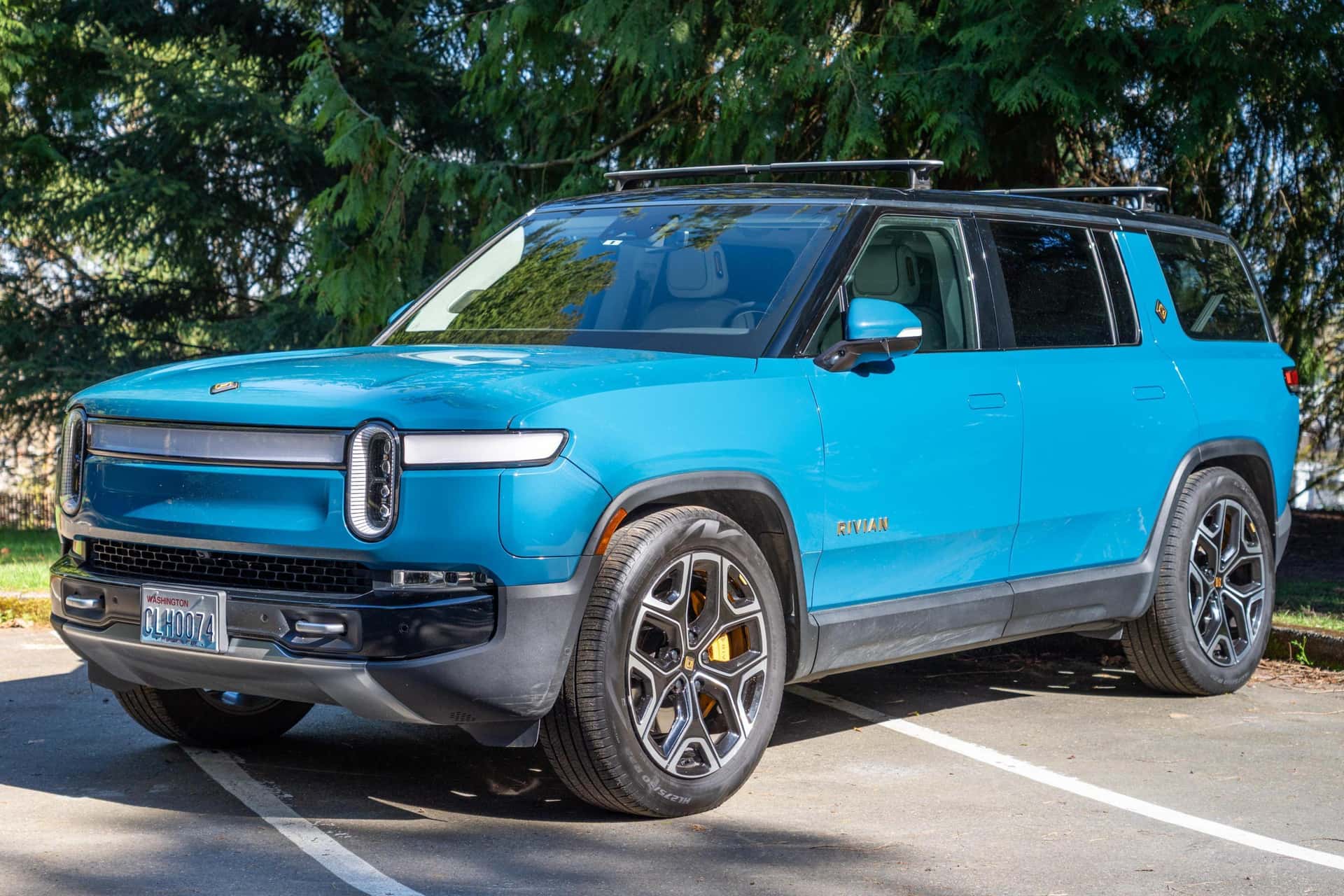2024 Rivian R1S sold for $66,500