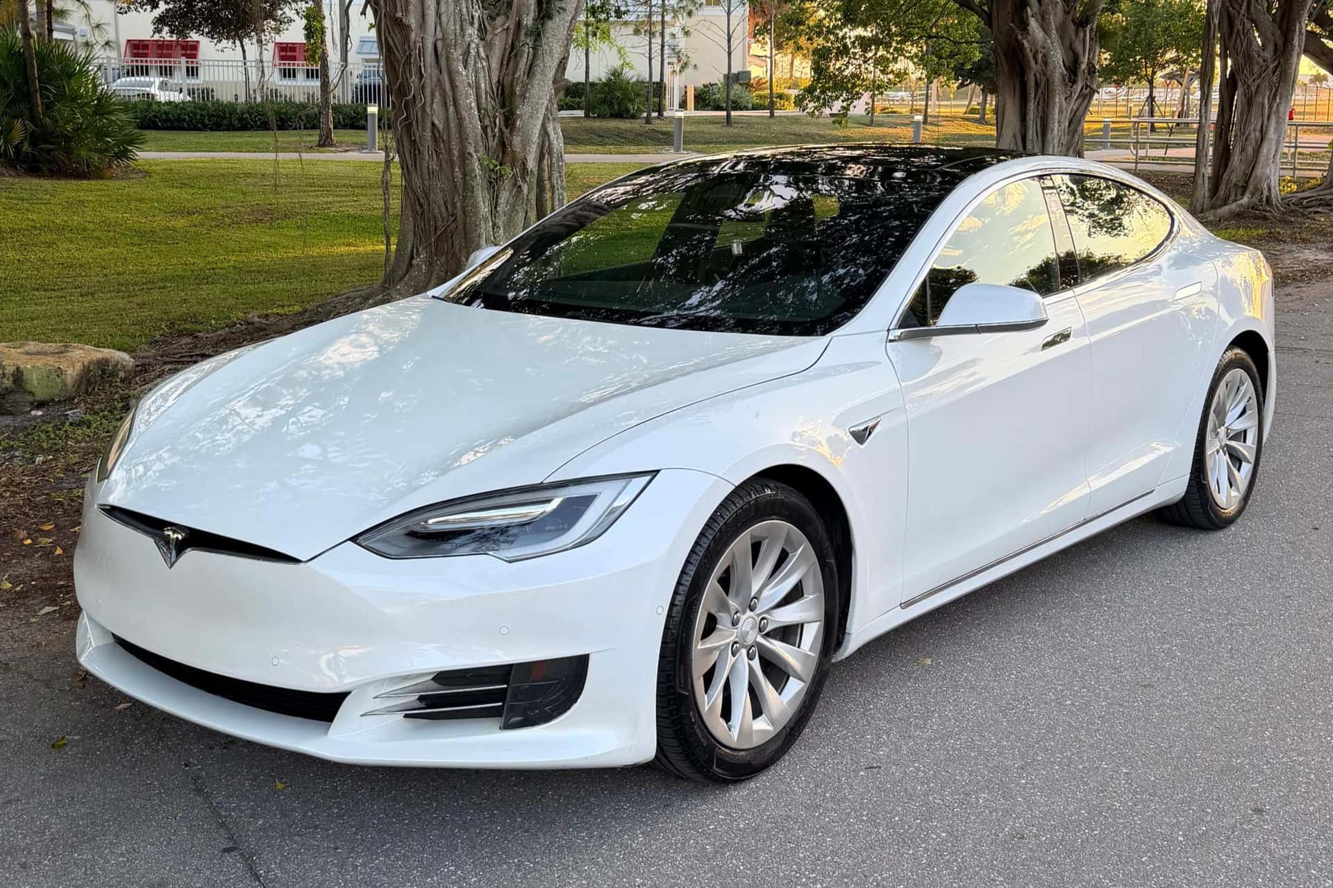 2017 Tesla Model S sold for $17,000