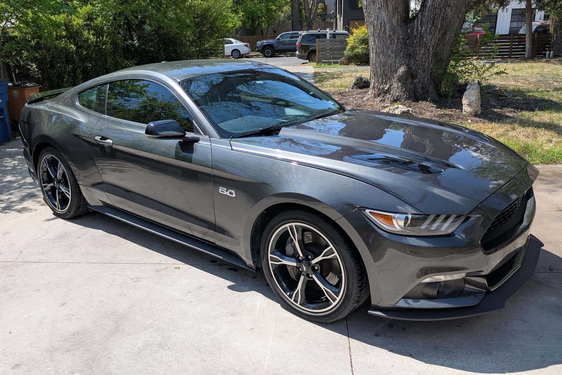2016 Ford Mustang sold for $25,750