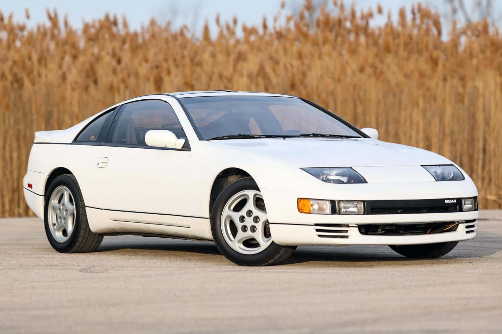 1990 Nissan 300ZX sold for $25,000
