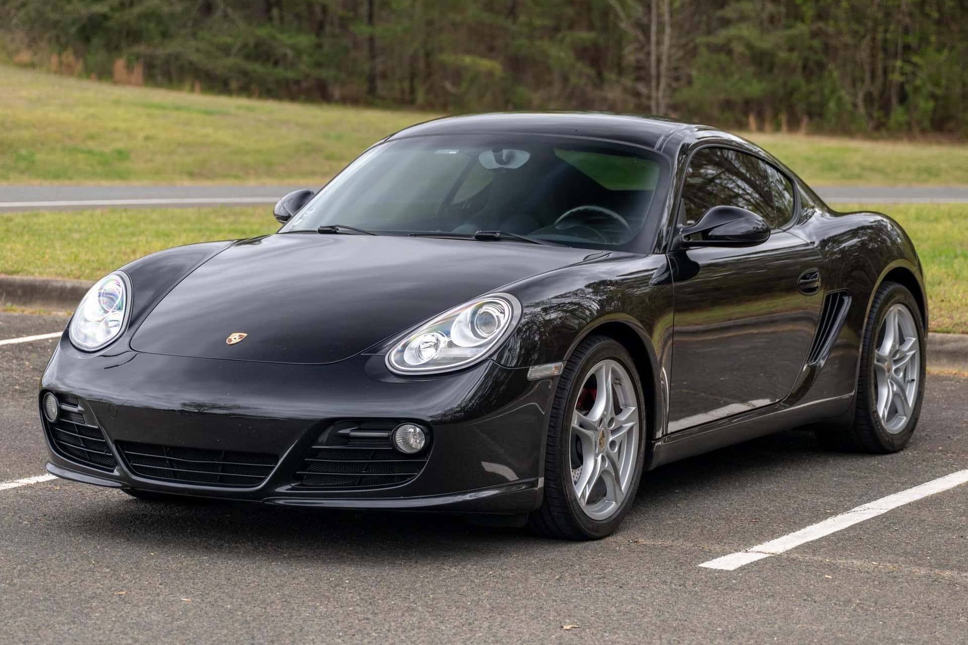 2011 Porsche 987 Cayman sold for $36,000