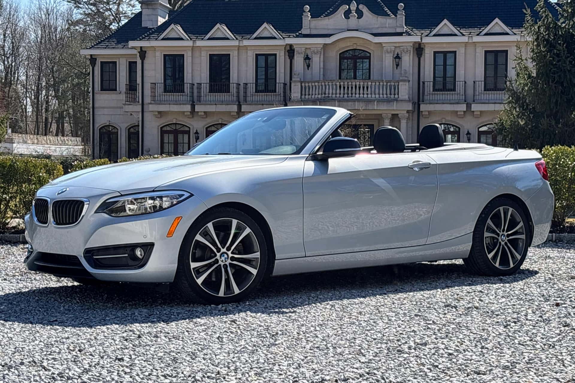 2015 BMW 2 Series sold for $12,600