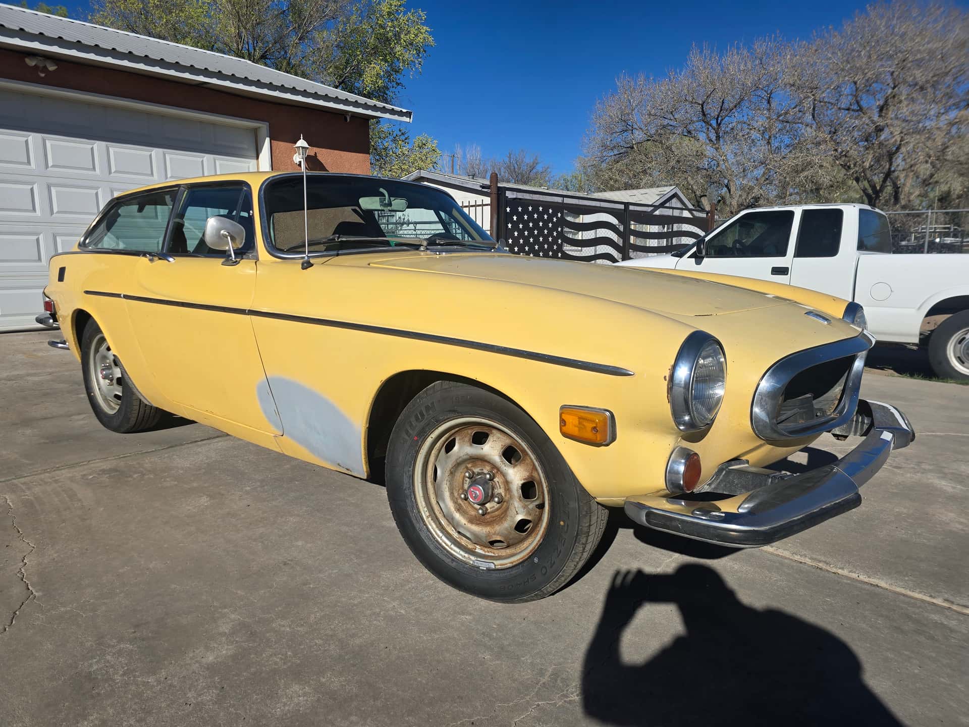 1973 Volvo 1800ES sold for $5,000