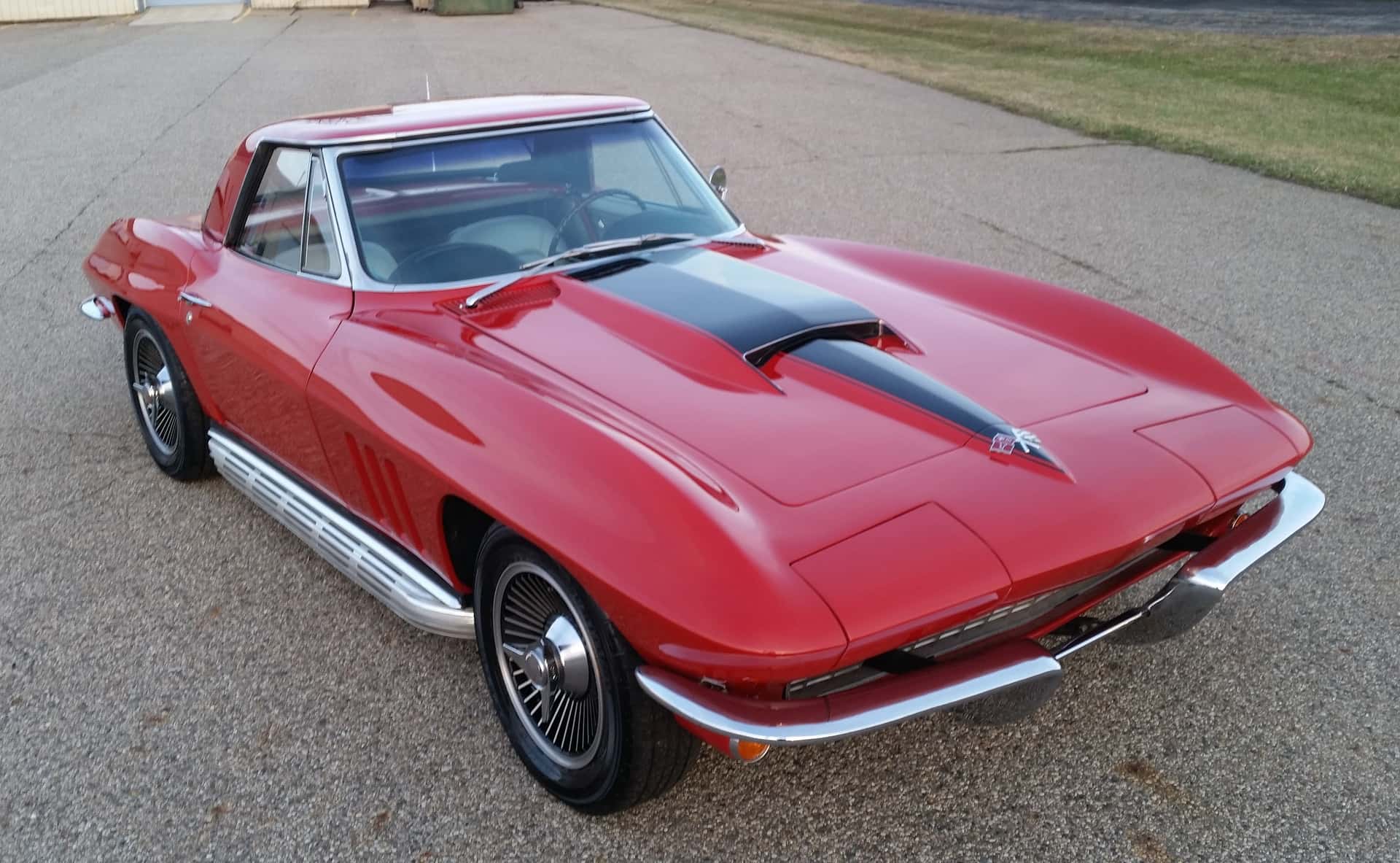 1965 Chevrolet Corvette sold for $61,000