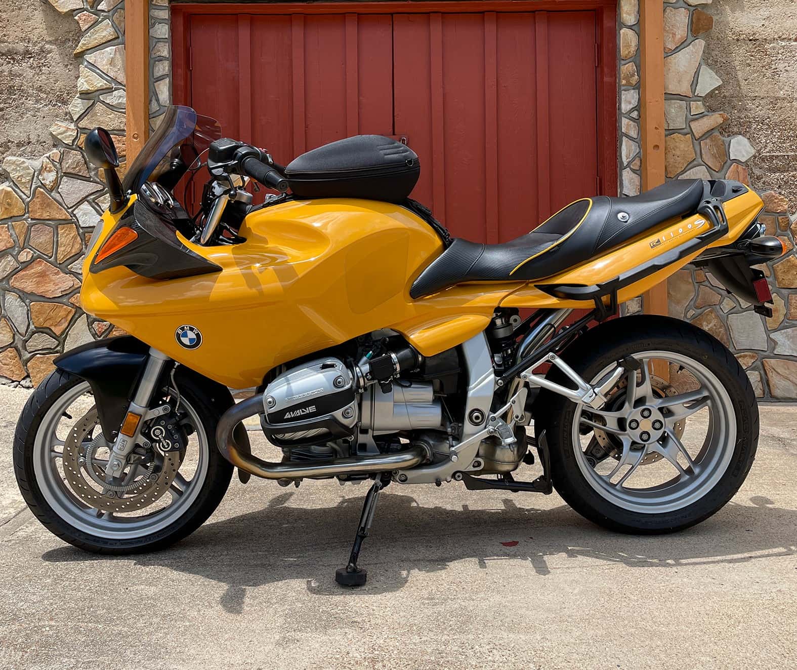 1999 BMW R1100S sold for $3,000