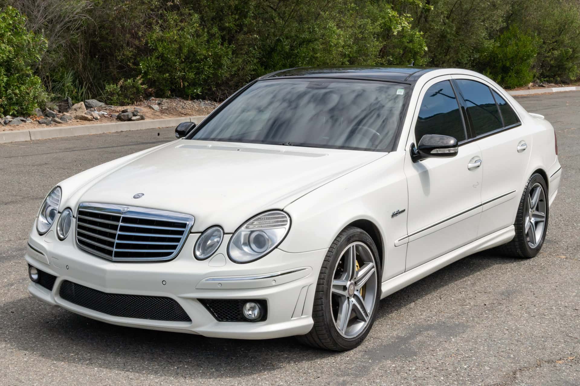 2009 Mercedes-Benz W211 E63 AMG sold for $13,800