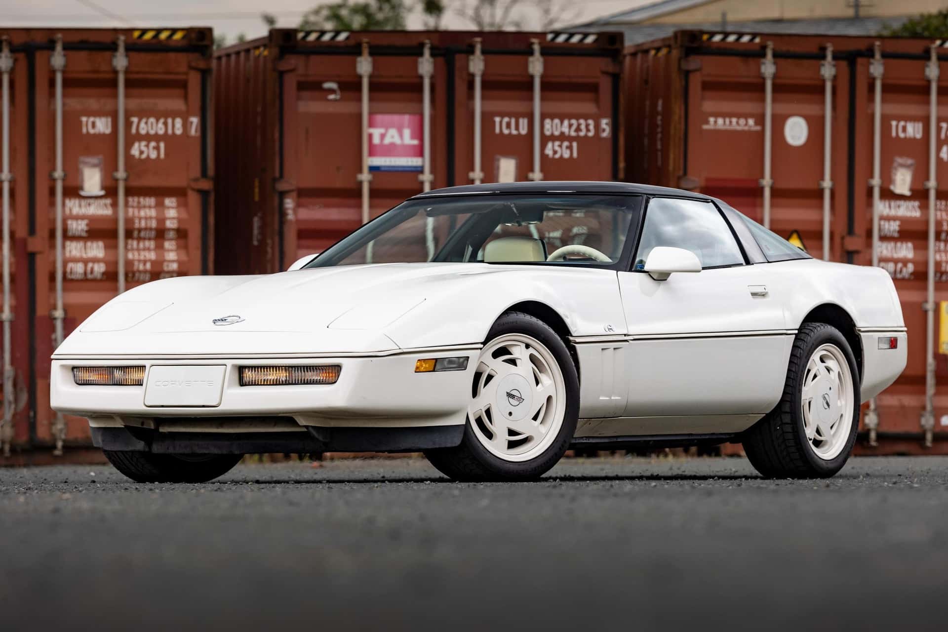 1988 Chevrolet C4 Corvette sold for $8,000