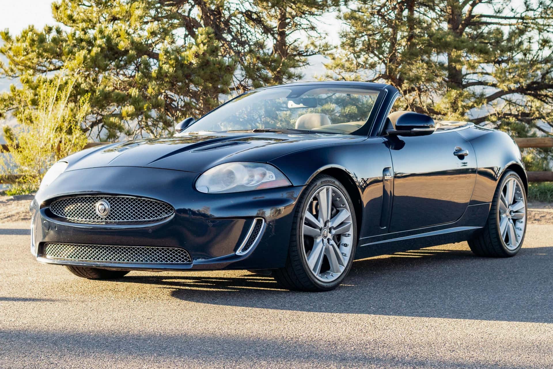 2010 Jaguar XKR sold for $11,800