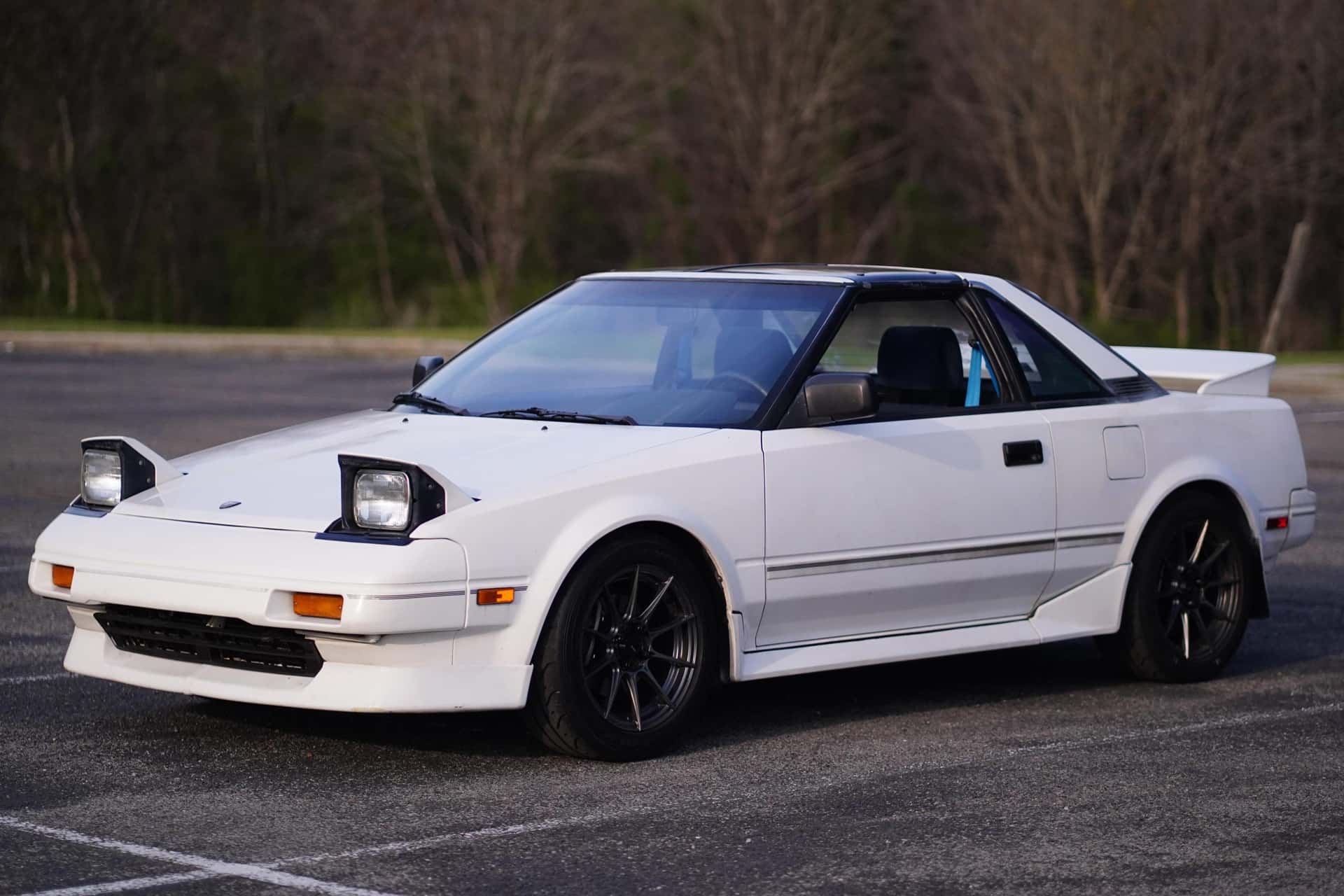 1987 Toyota MR2 sold for $9,900