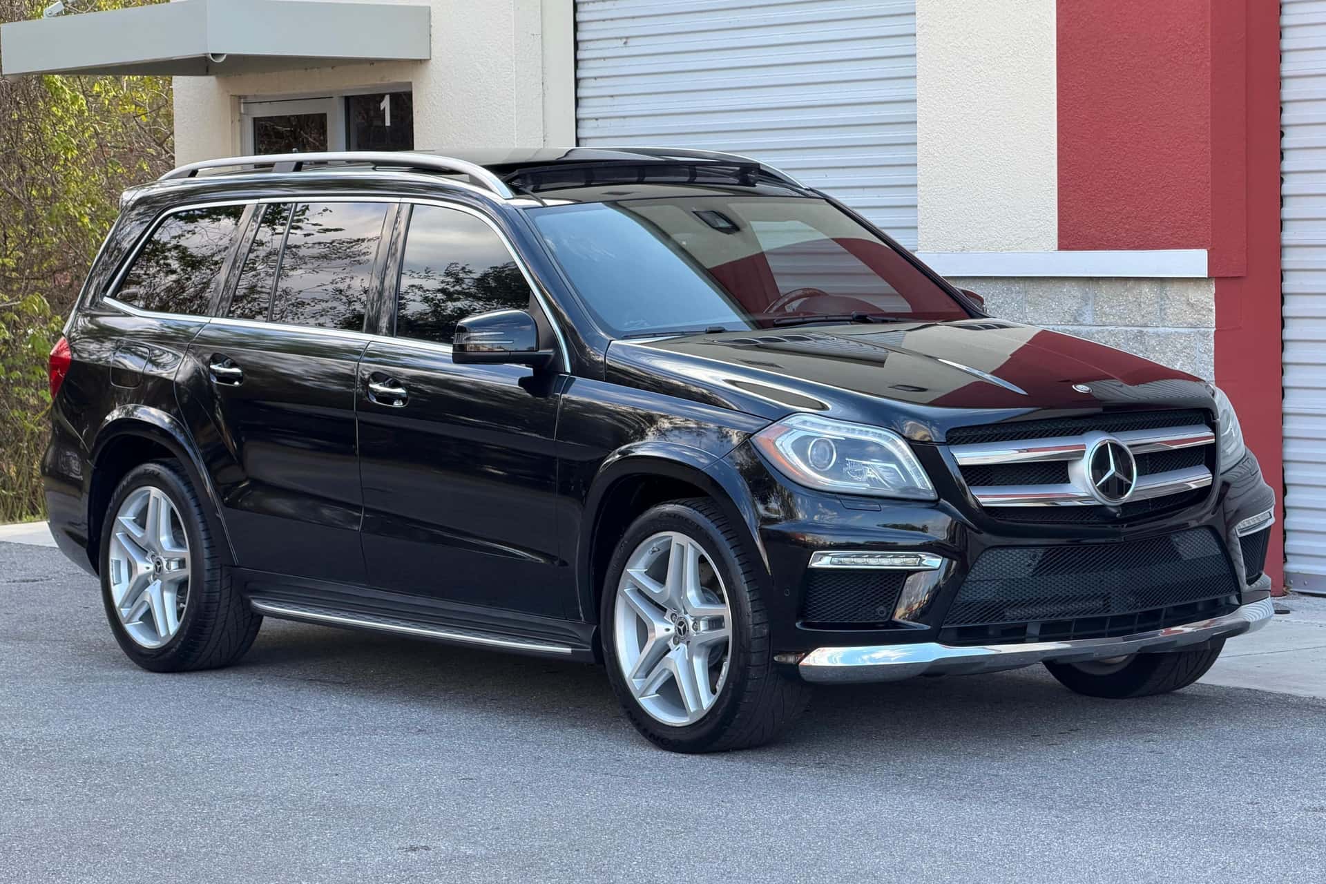 2014 Mercedes-Benz GL-Class sold for $16,600