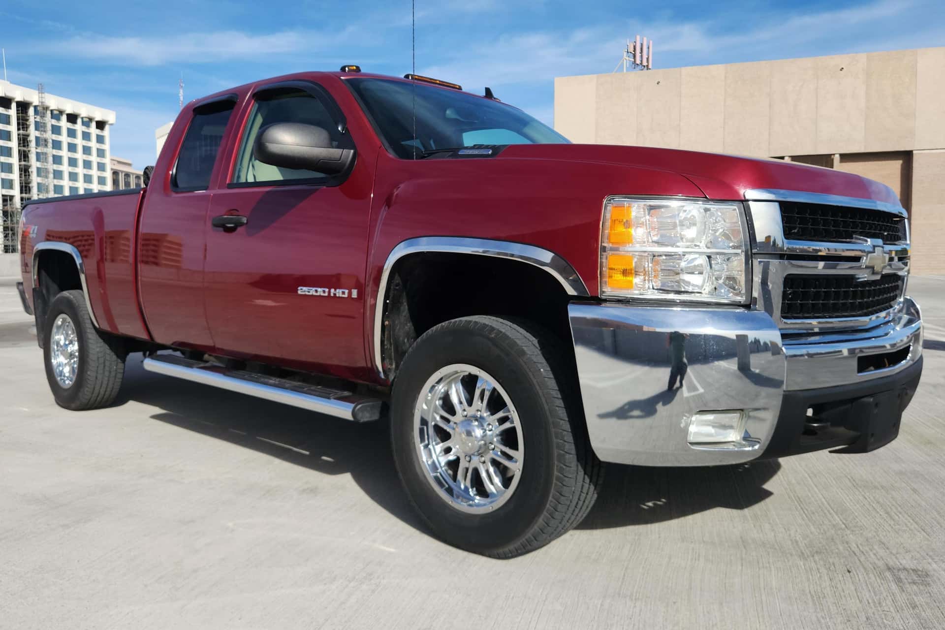 2007 Chevrolet Silverado sold for $16,906