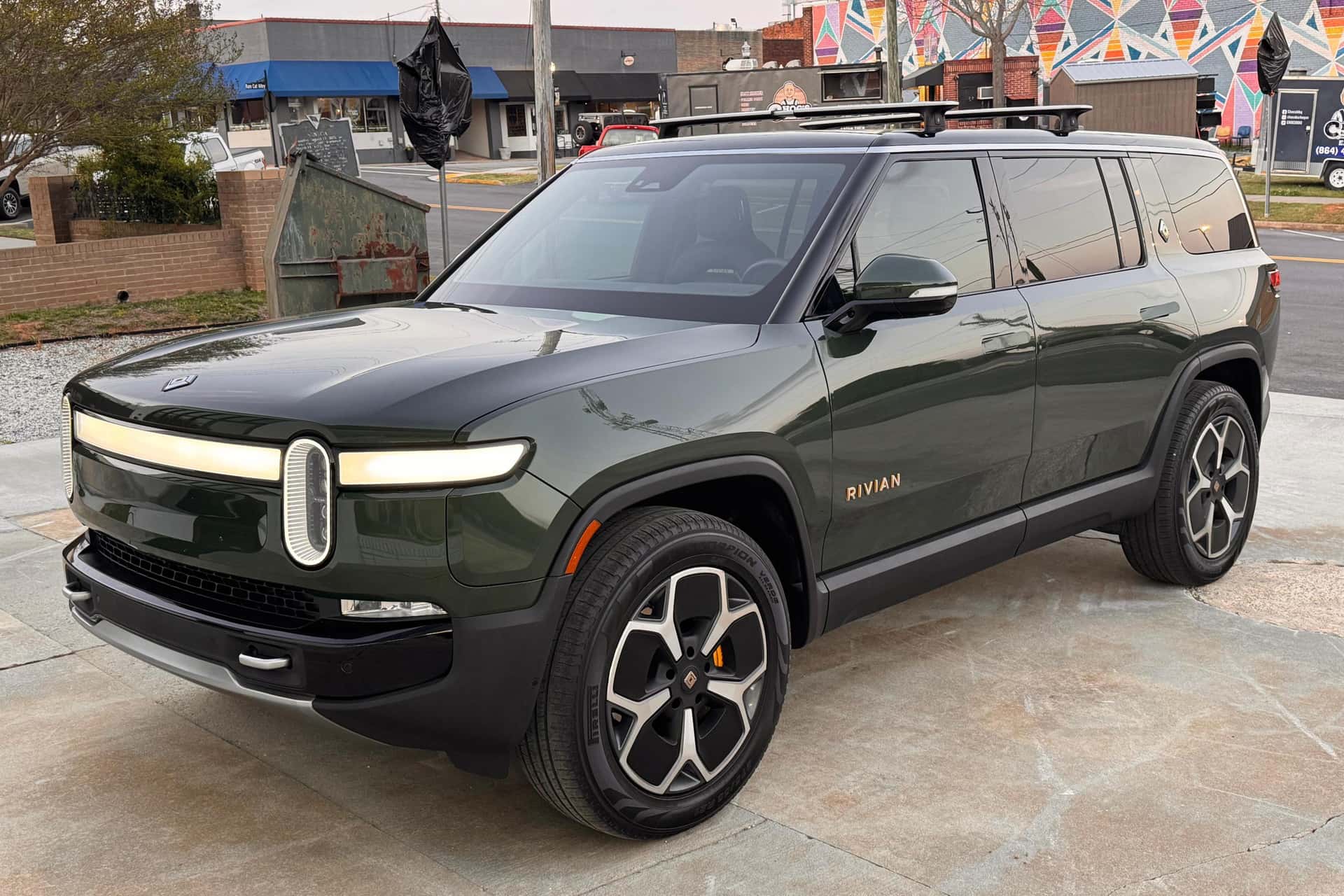 2024 Rivian R1S sold for $64,500