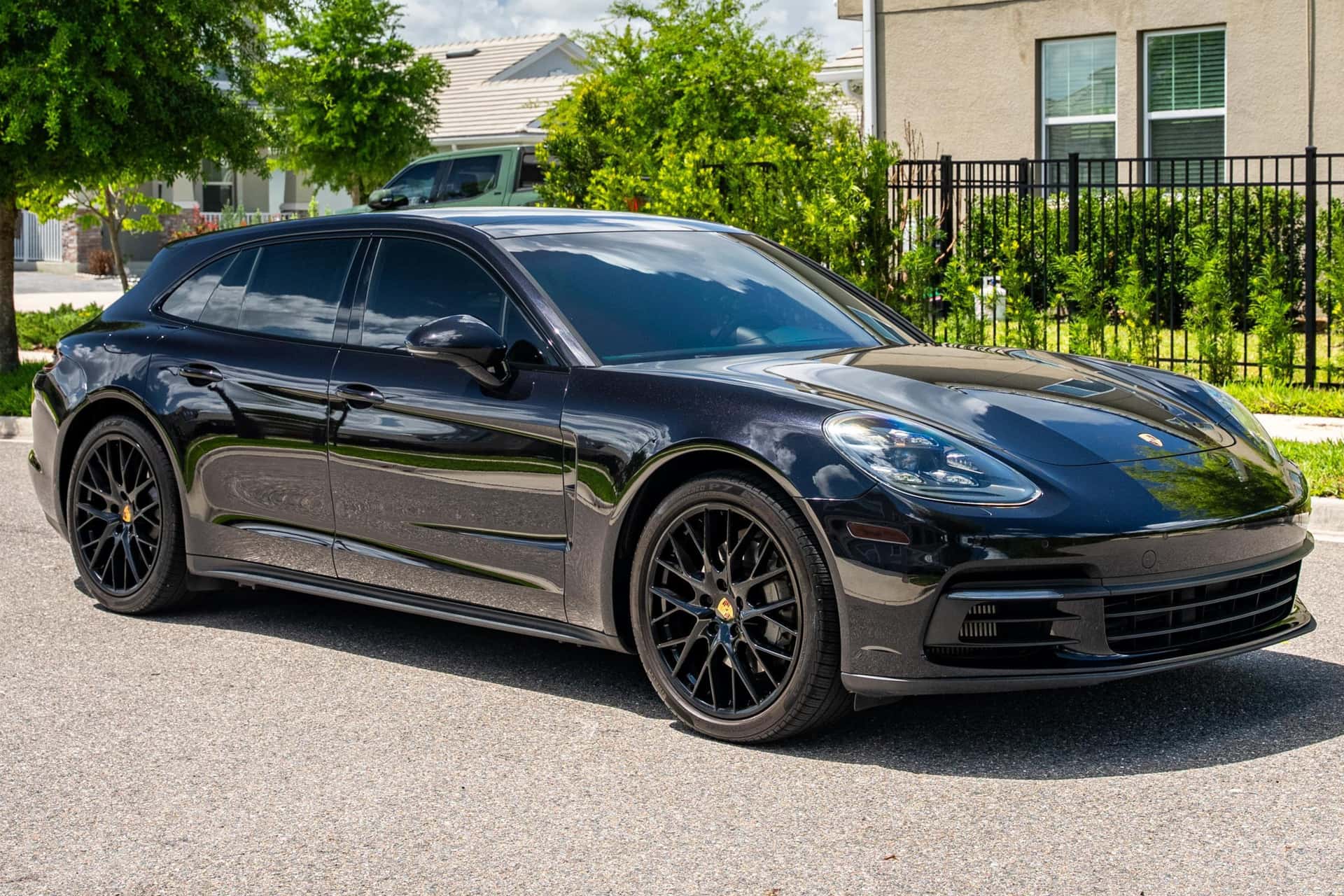 2018 Porsche Panamera sold for $43,250