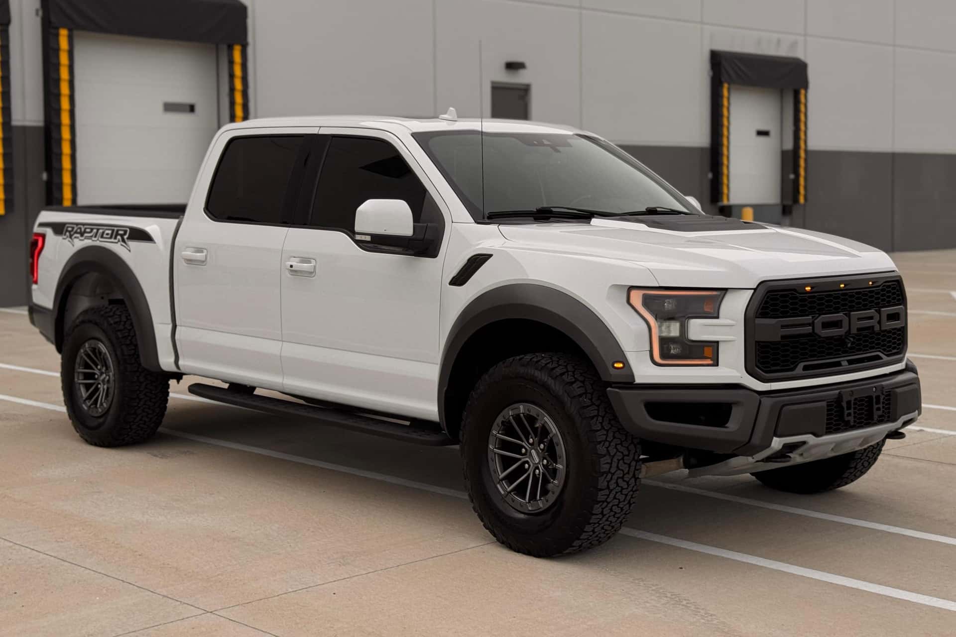 2019 Ford F-150 Raptor sold for $35,500