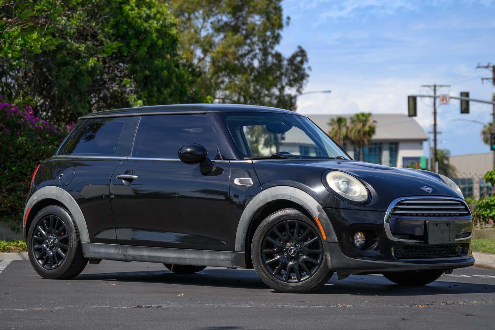 2015 MINI Cooper sold for $6,600