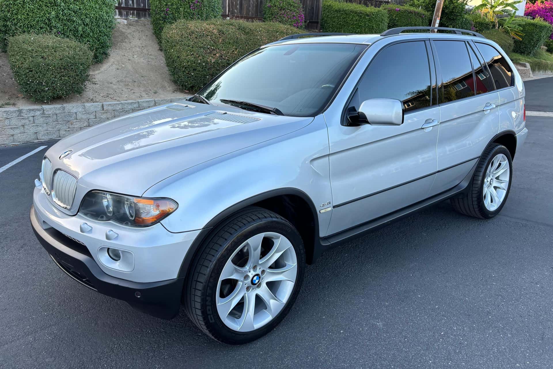 2004 BMW X5 sold for $7,100