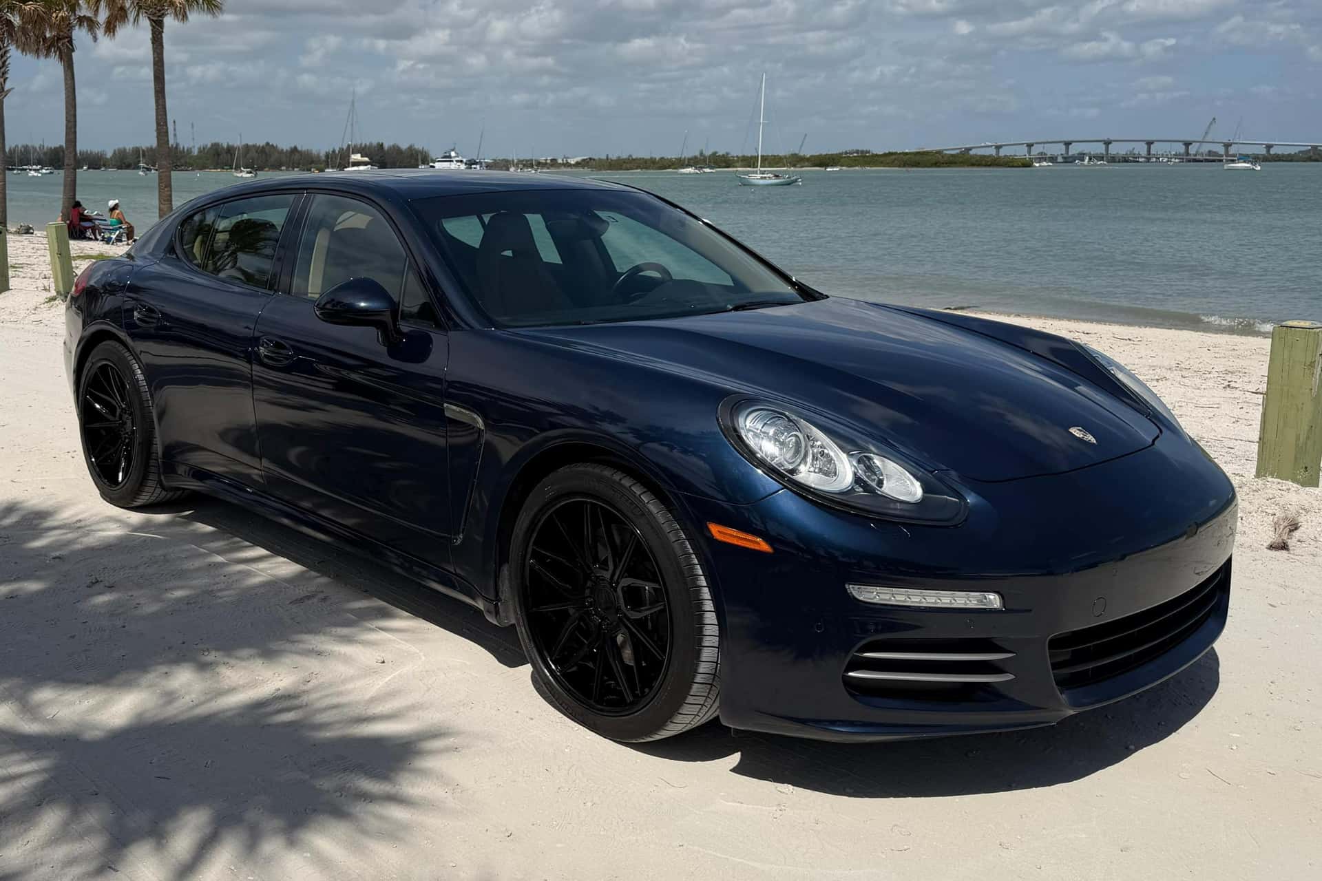 2016 Porsche Panamera sold for $25,500