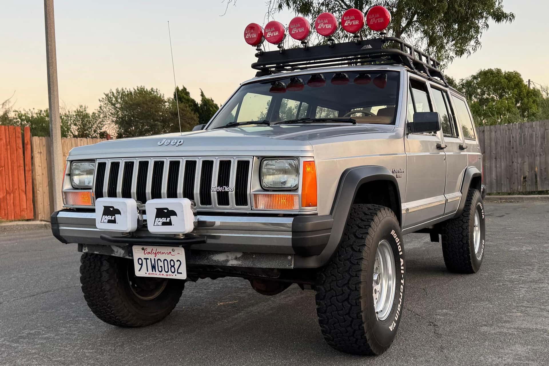 1985 Jeep Cherokee sold for $5,500