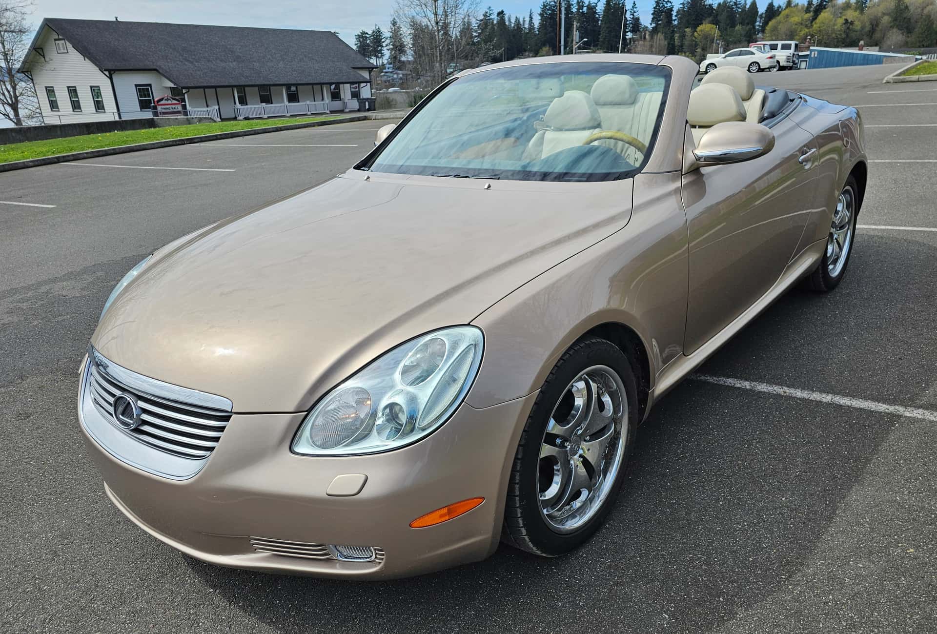 2005 Lexus SC 430 sold for $16,500