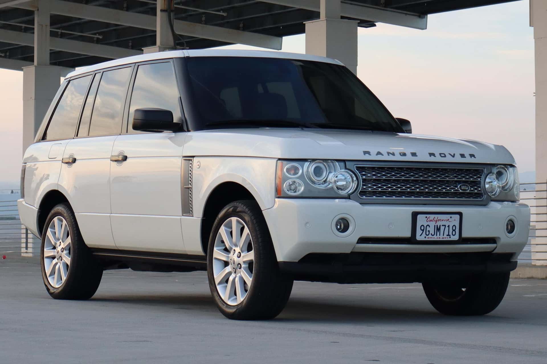 2008 Land Rover Range Rover sold for $25,000