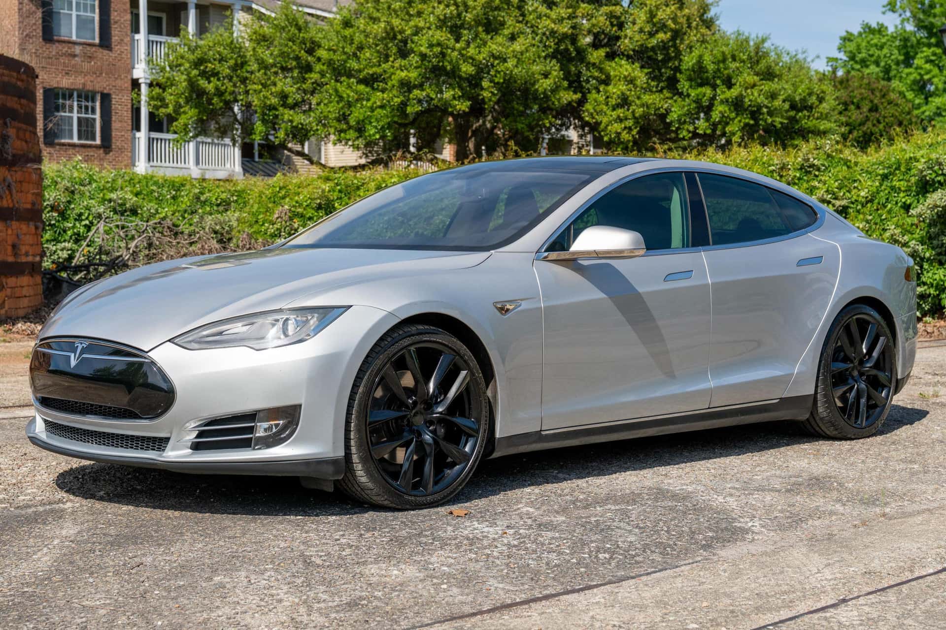 2013 Tesla Model S sold for $20,500
