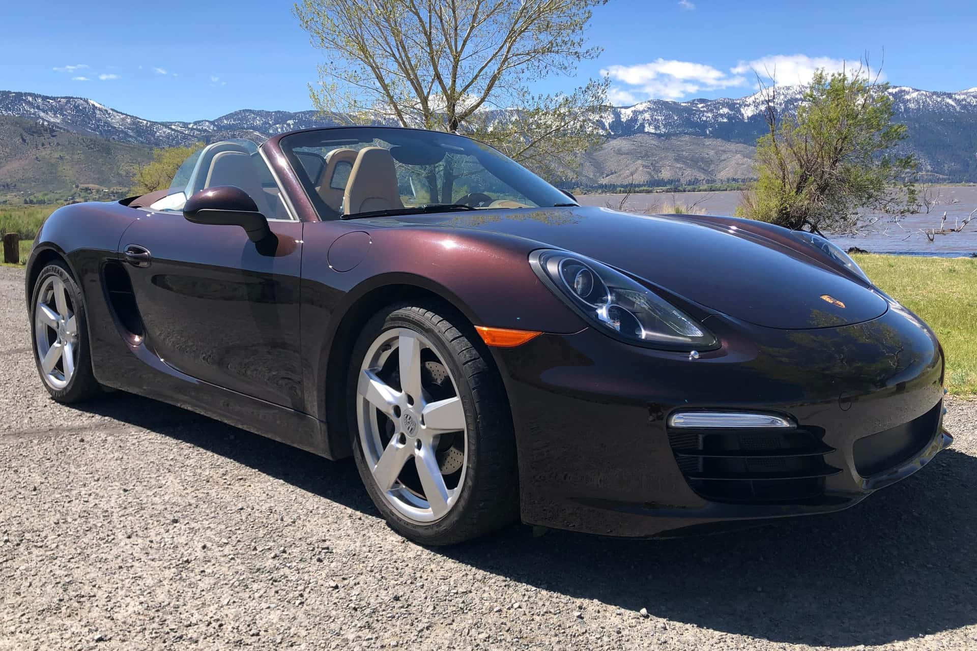 2014 Porsche 981 Boxster sold for $35,000