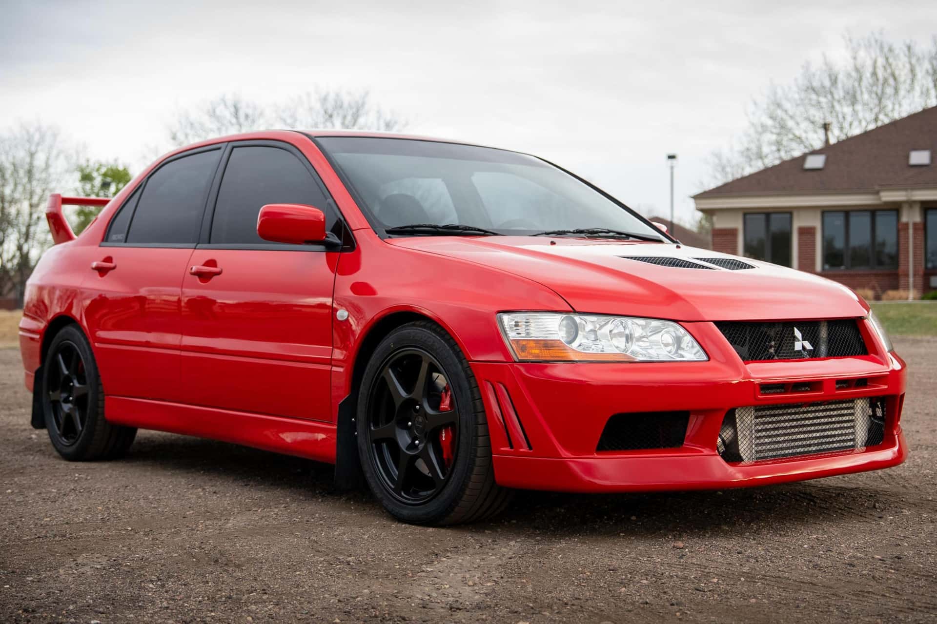 2001 Mitsubishi Lancer Evolution sold for $30,000