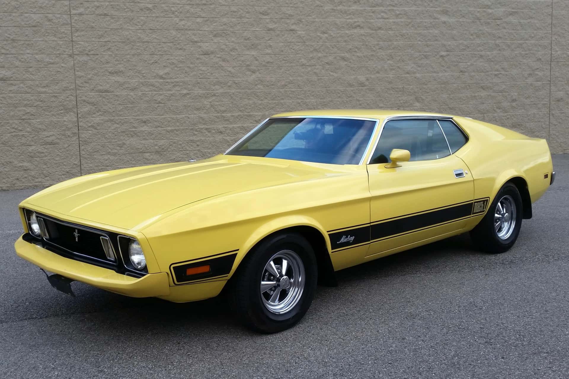 1973 Ford Mach 1 sold for $22,000